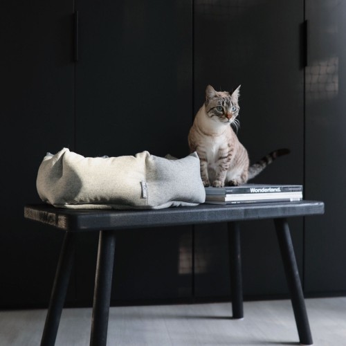 Lit chat luxe hexagonal en tissu gris clair, MiaCara Calma - Bagane
